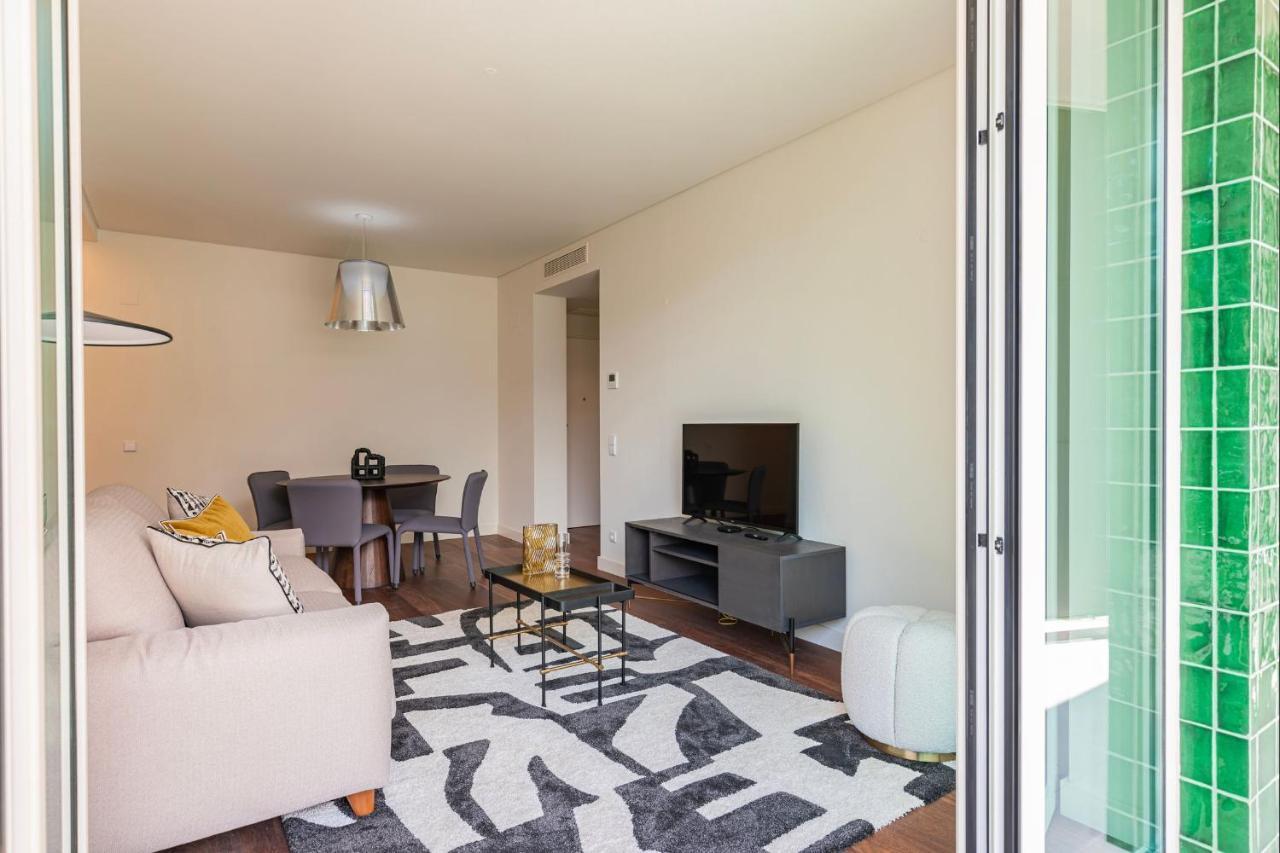 Upscale Apartment In City Center By Lovelystay Lisbon Luaran gambar