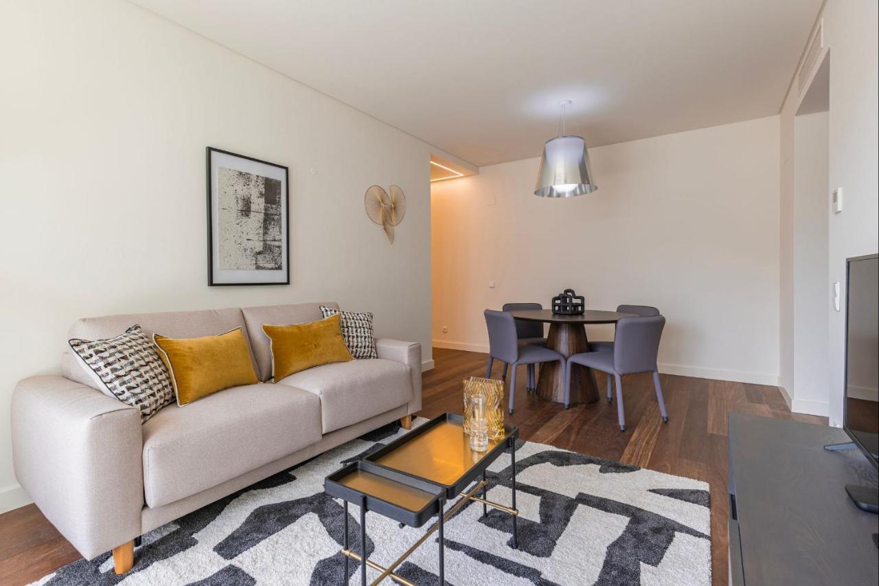 Upscale Apartment In City Center By Lovelystay Lisbon Luaran gambar